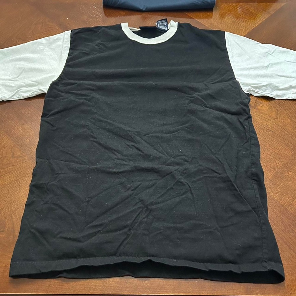Oversized Mens T shirt Size M No flaws